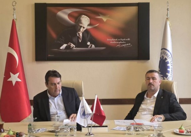 AK PARTİ’DEN DEVECİKONAĞI MERMER OSB’YE ZİYARET