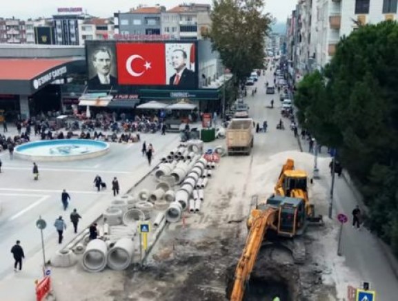 Bursa Caddesi’nde Altyapı Şubat Sonu Bitiyor, Üstyapı Mart’ta Başlıyor