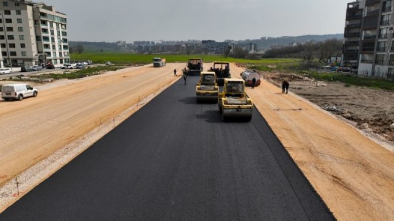 BÜYÜKŞEHİR’LE YENİ YERLEŞİMLERE MODERN YOLLAR.