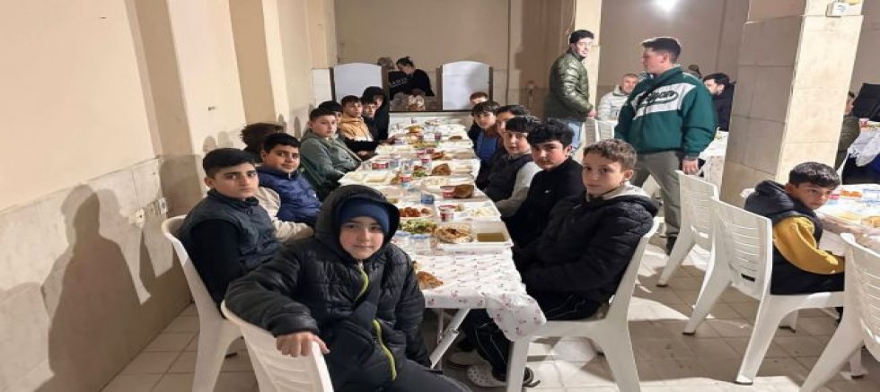 Akar’da Çocuklara Özel İftar Programı.