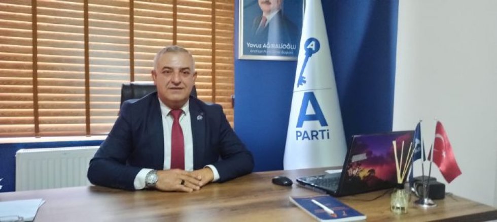 Anahtar Parti İlçe Başkanı Mehmet Akar'dan 15 Temmuz Mesajı