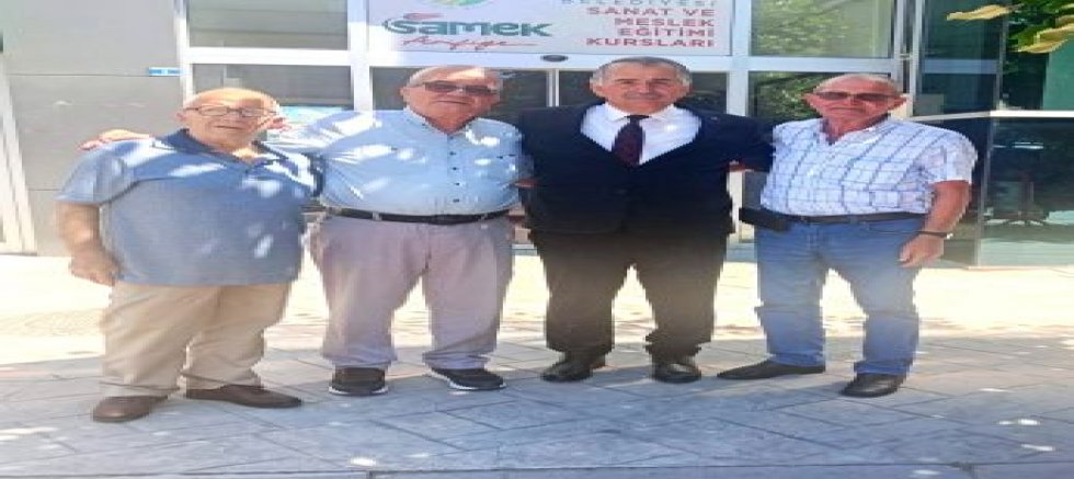 Arifiye Öğretmen Okulu Mezunları Yıllar Sonra Aynı Çatı Altında Buluştu