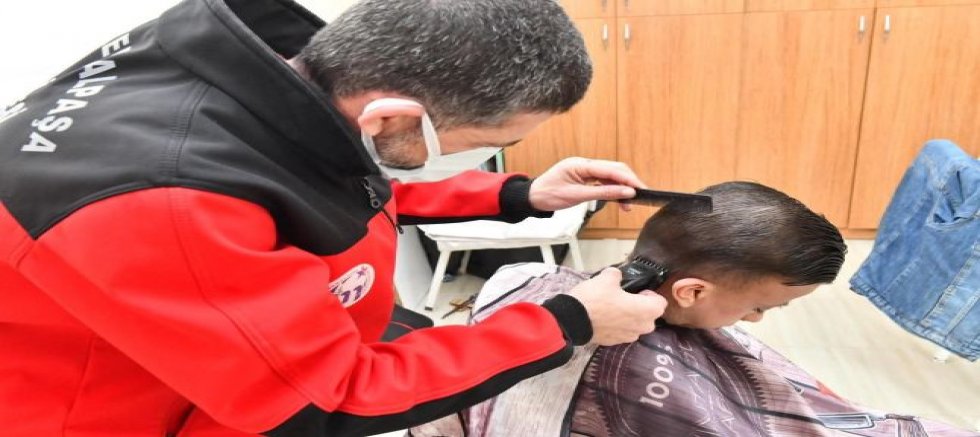 Bayram Öncesi Anlamlı Dokunuş: Gönüllü Ellerle Yüzler Güldü.