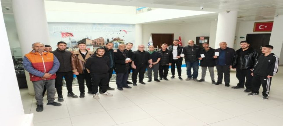 Belediyeden Ramazan Davulcularına Görev Kartı