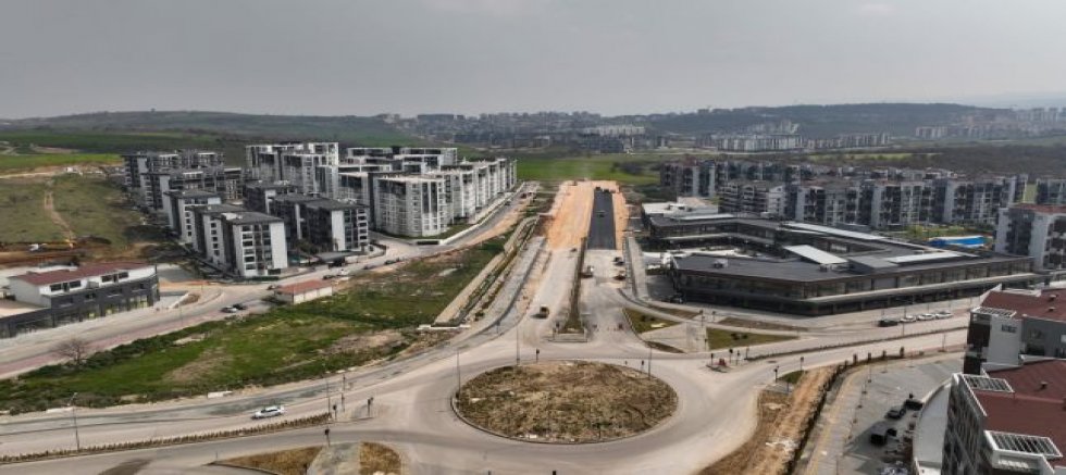 BÜYÜKŞEHİR’LE YENİ YERLEŞİMLERE MODERN YOLLAR.