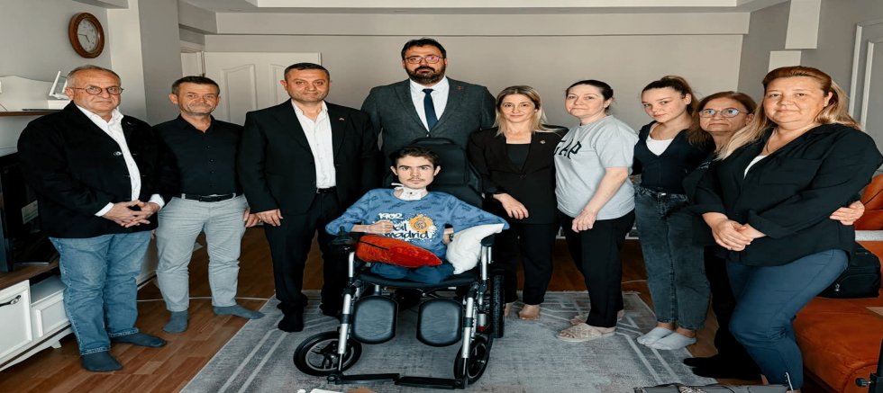MHP Karacabey’den Ozan’a Anlamlı Destek