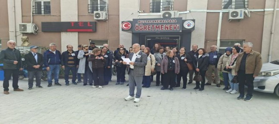 Mustafakemalpaşa’da Eğitimcilerden Şanlıurfa’daki Saldırıya Tepki