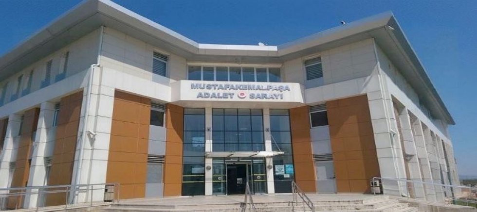 Mustafakemalpaşa’da ‘Sokaklar Güvende’ operasyonu: 7 gözaltı