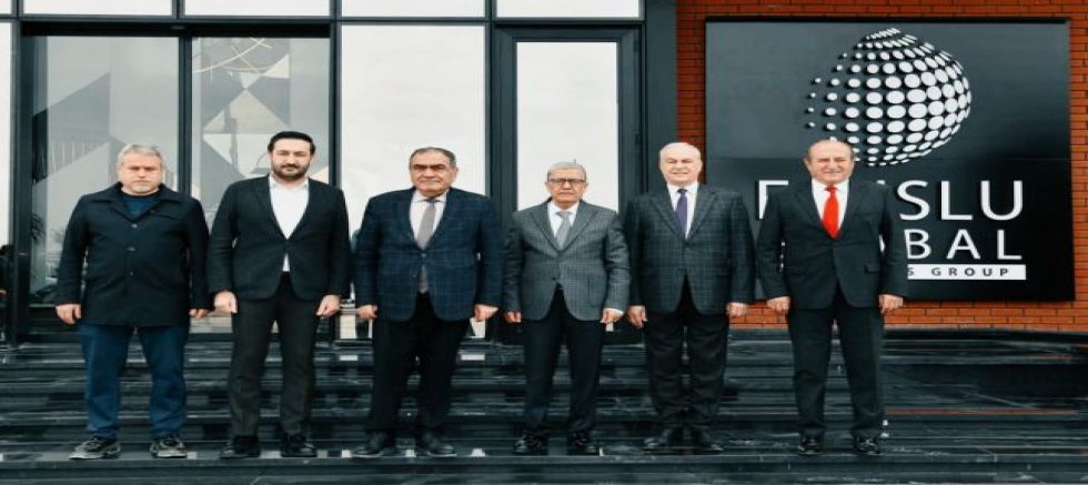 Mustafakemalpaşa Spor’dan Forma Sponsoruna Teşekkür.