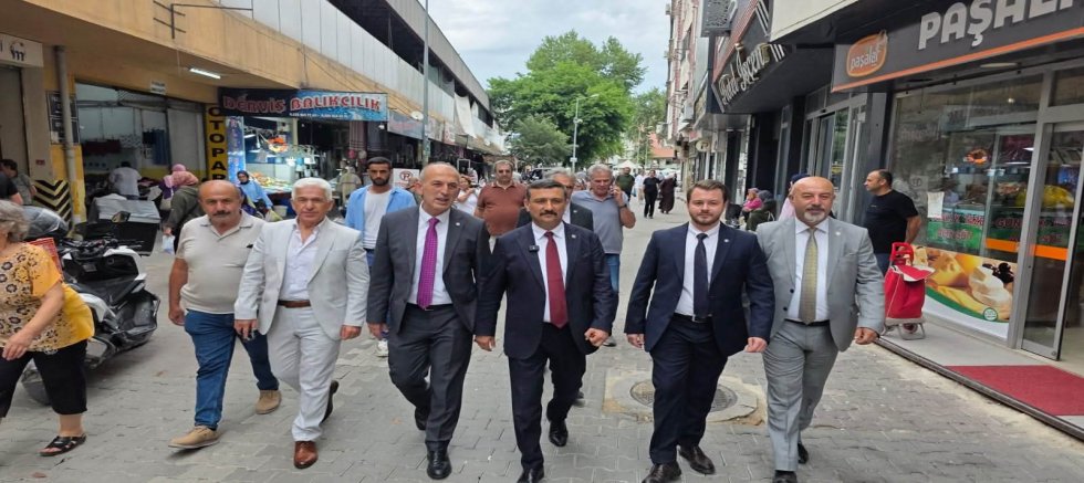 Selçuk Türkoğlu'ndan Mustafakemalpaşa Çıkarması: Muhtarlar, STK'lar ve Esnafla Buluştu