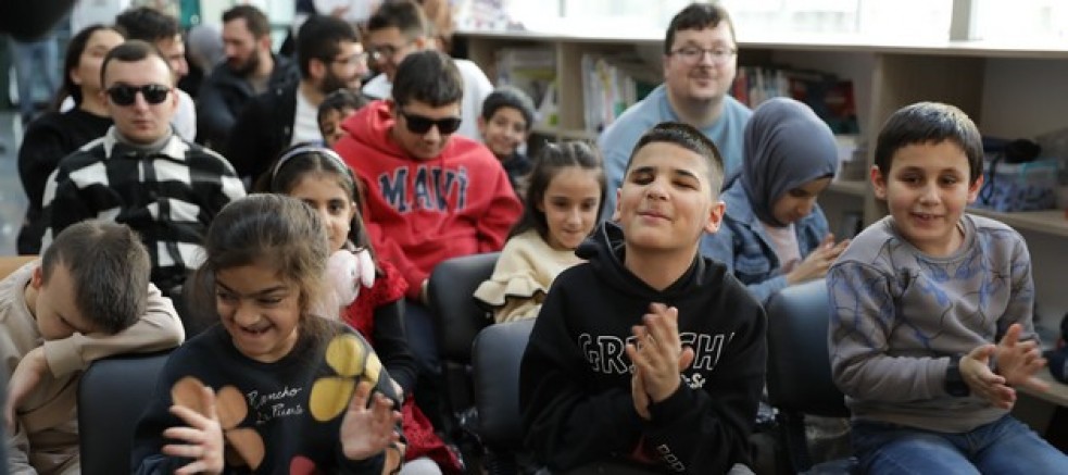 Masallarla engelsiz mutluluk