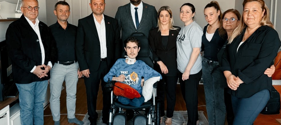 MHP Karacabey’den Ozan’a Anlamlı Destek