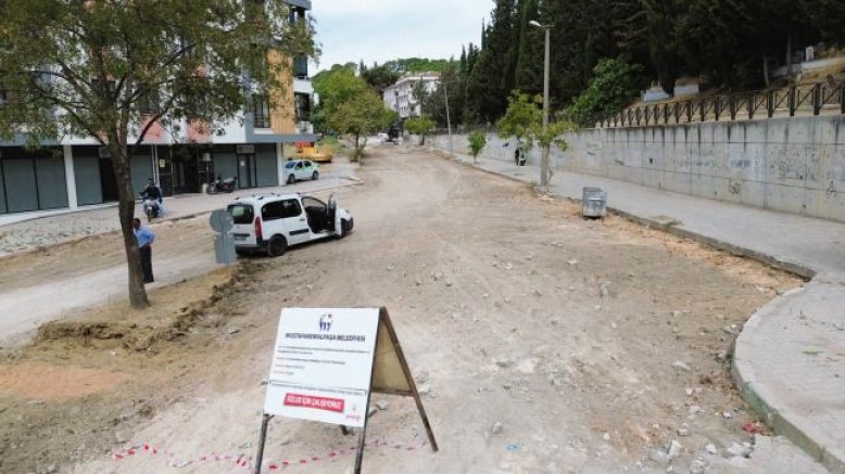Mustafakemalpaşa’da 22 Mahallede Parke Yol ve Kaldırım Çalışmaları Başladı