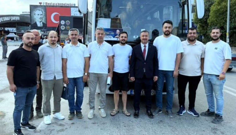 Mustafakemalpaşa’dan Ankara’ya 7 Otobüslük AK Parti Çıkarması