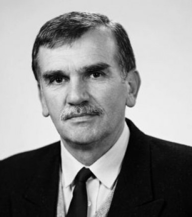 Mustafakemalpaşa’nın Sevilen Esnaflarından İbrahim Şenol Hayatını Kaybetti