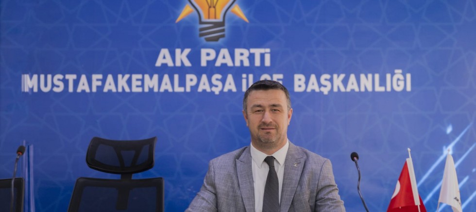 Mustafakemalpaşa'ya Çifte Hizmet! Hem Sanayi Yoluna Asfalt Hem Söğütalan'a Yeni Meydan
