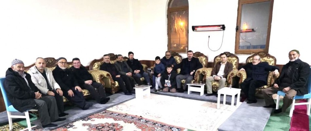 Mutlu Turgut, Karyağmaz’da İftar Sofrasında Vatandaşlarla Buluştu.