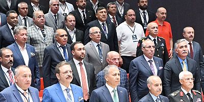 AKKOYUNLU’DAN BAKAN YERLİKAYA'YA DOSYA SUNUMU!