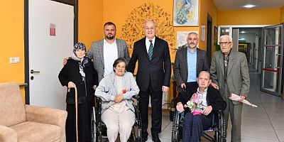BAŞKAN ERDEM’DEN ANLAMLI ZİYARET.