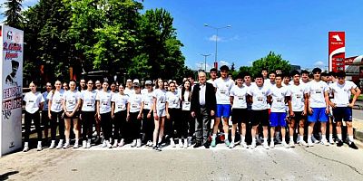 Gençler 19 Mayıs Coşkusunu Koşarak Yaşadı
