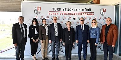 Mustafakemalpaşa Belediyesi Koşusu’nda Gurur Günü