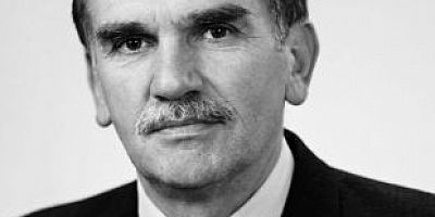 Mustafakemalpaşa’nın Sevilen Esnaflarından İbrahim Şenol Hayatını Kaybetti