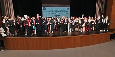 MYO'DA MEZUNİYET COŞKUSU: 100 ÖĞRENCİ KEP ATTI