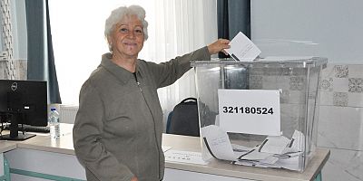 SANDIK SOYDAŞI BÖLDÜ