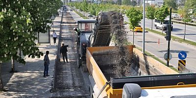 Terminal Yolu yenileniyor.